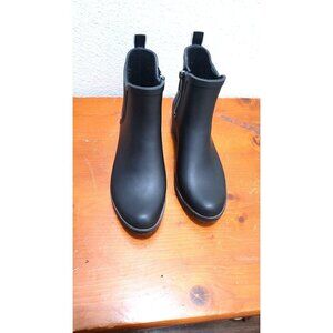 Lucky Brand Womens Black Rubber Ankle Boots With Zippers Size 7M